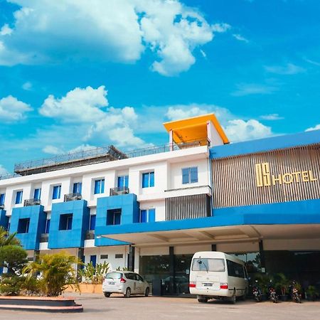 Sagulung Os Hotel Tanjung Uncang מראה חיצוני תמונה