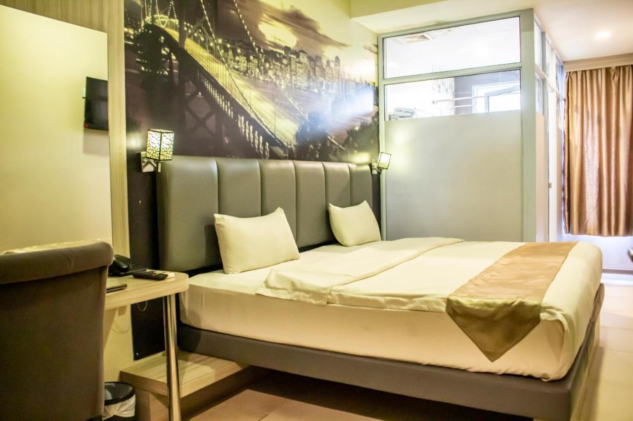 Sagulung Os Hotel Tanjung Uncang מראה חיצוני תמונה